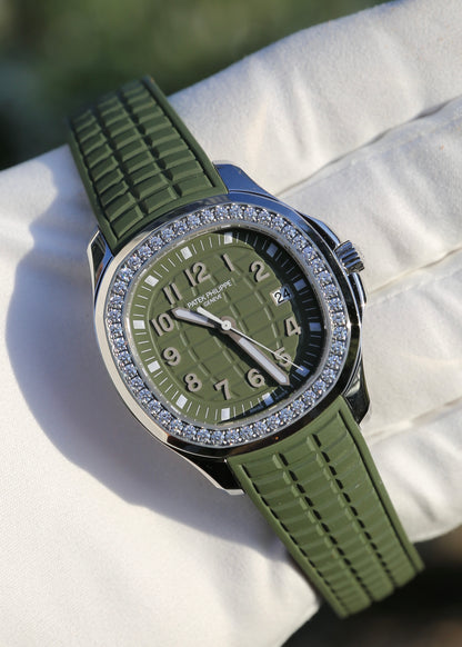 Patek Philippe Aquanaut 5267/200A Green Dial with Factory Diamond Bezel