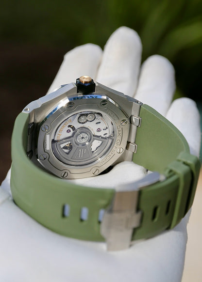 AP Royal Oak Offshore Chronograph 15720ST Khaki