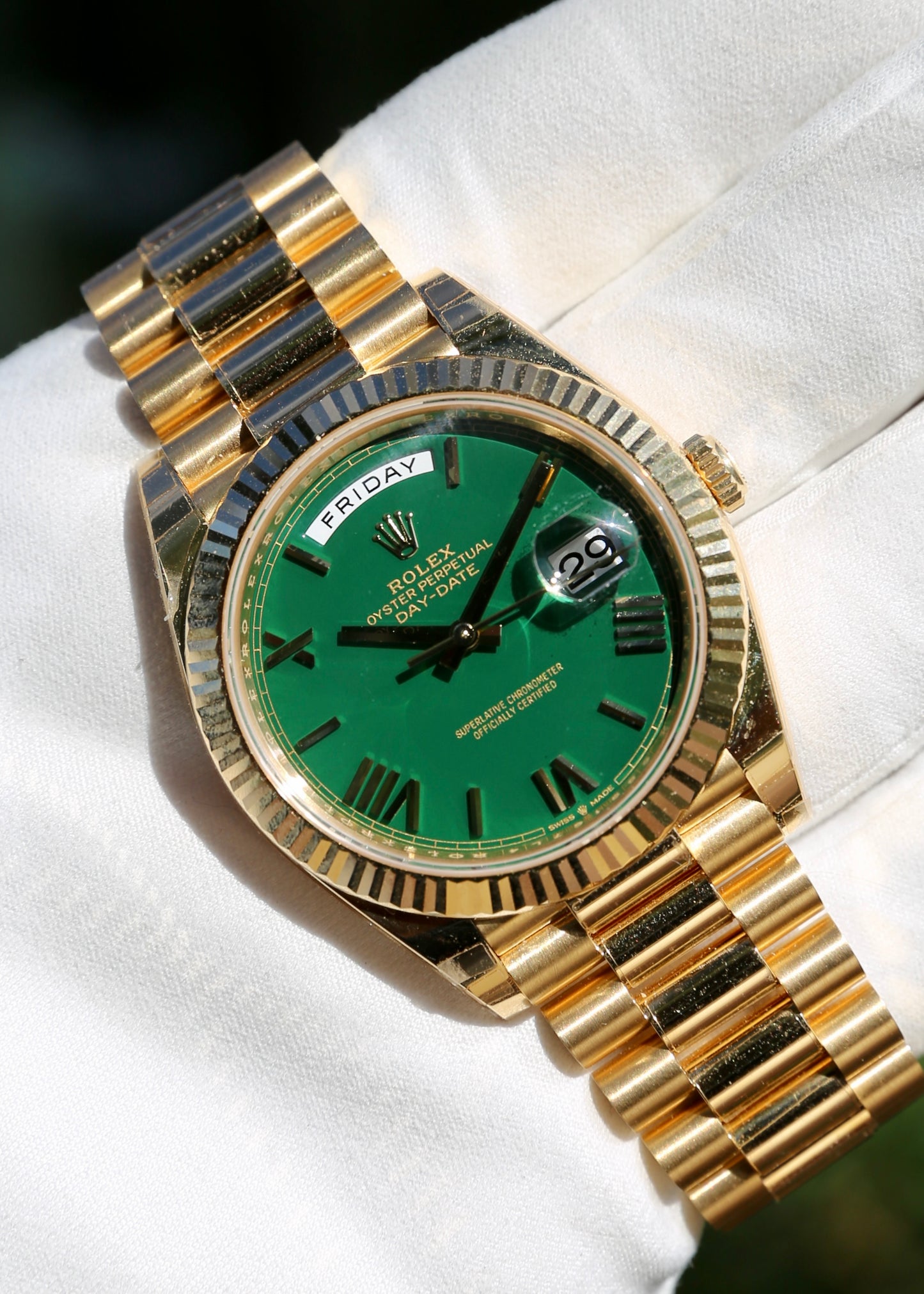 Rolex Day Date 40 228238 18K Yellow Gold Green Dial