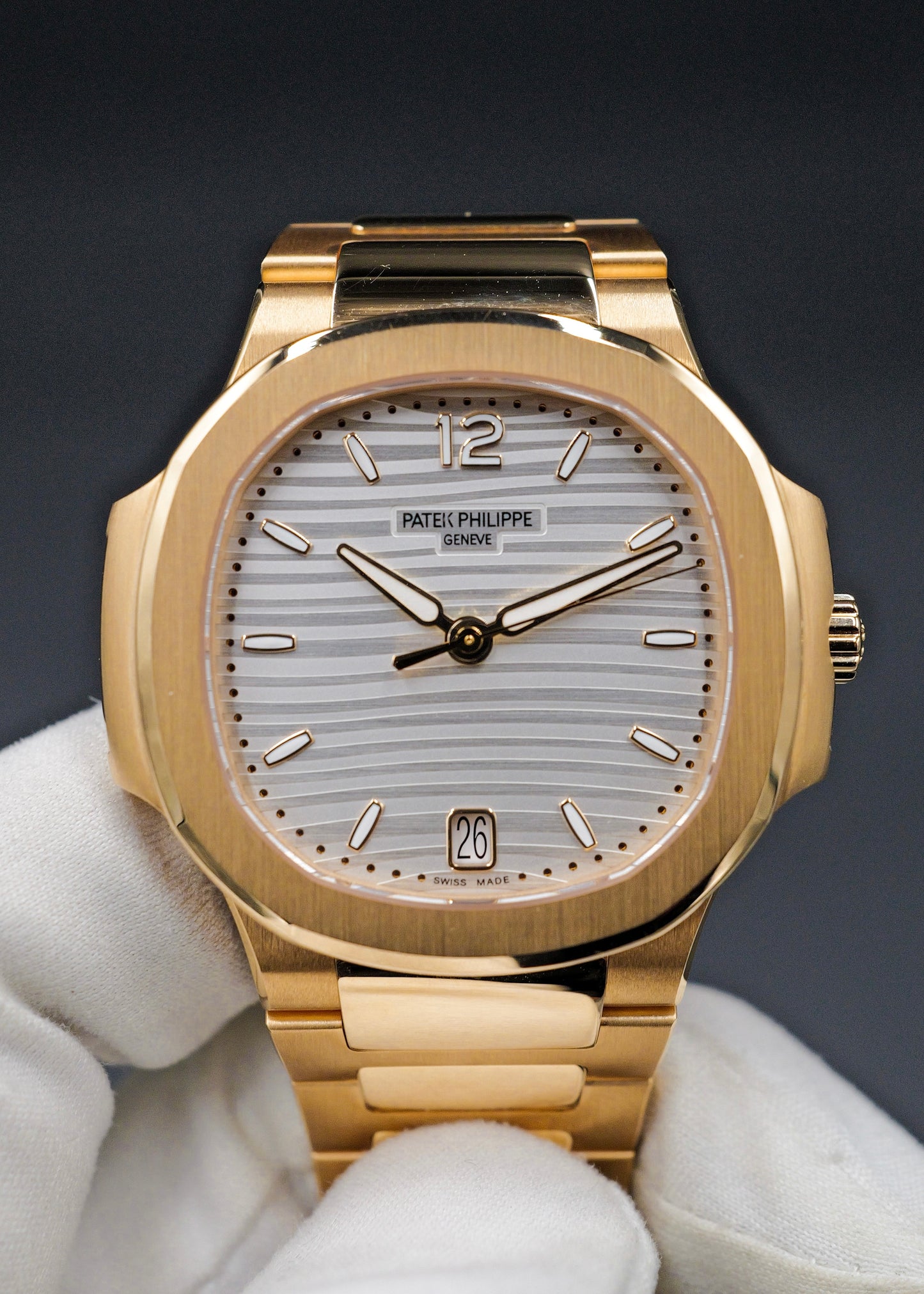 Patek Philippe Nautilus Ladies Automatic 7118/1R Rose Gold Silver Opaline Dial