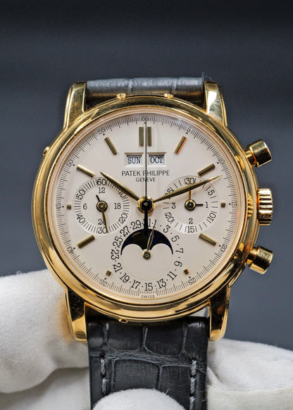 Patek Philippe Grand Complication Perpetual Calendar Chronograph 3970EJ 2nd Series Rare Leaf Hands