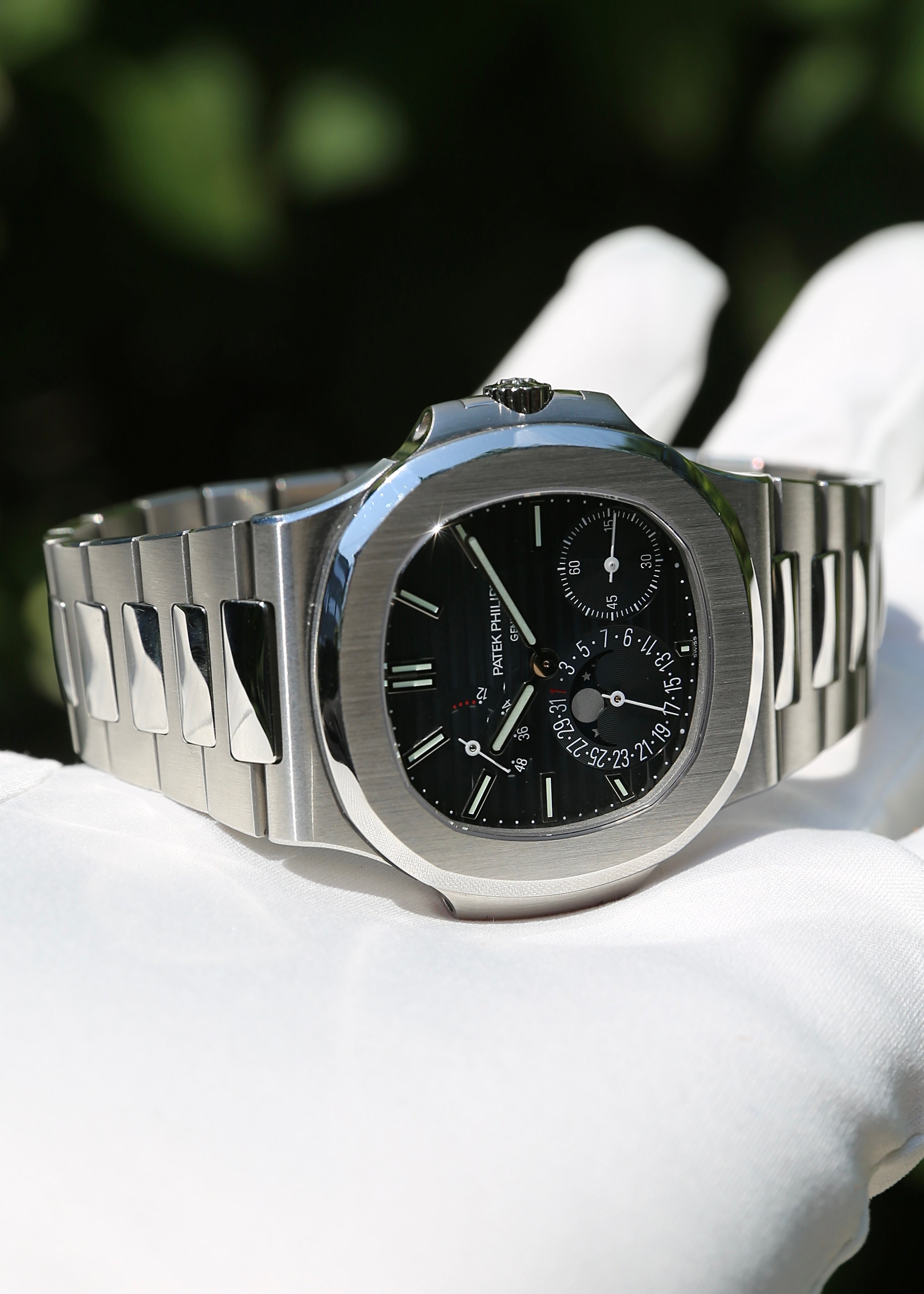 Patek Philippe Nautilus Moonphase 5712 1A Blue Dial New Buckle Haute Time Trading LLC