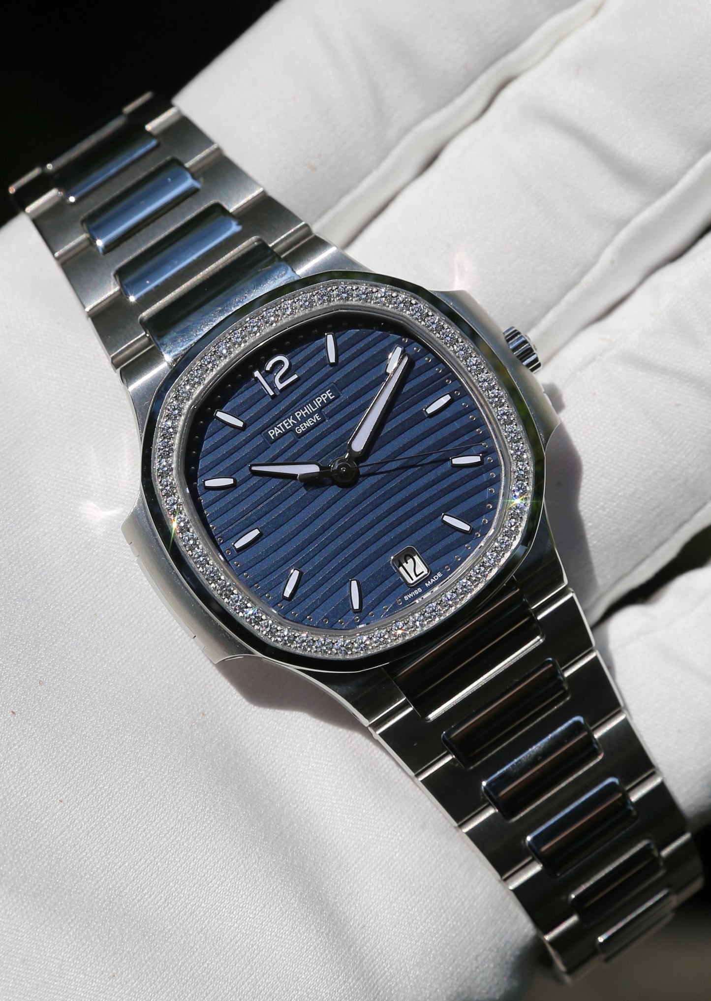 Patek Philippe Nautilus Ladies Automatic 7118/1200A Blue Dial