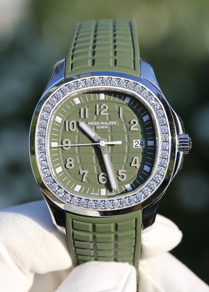 Patek Philippe Aquanaut 5267/200A Green Dial with Factory Diamond Bezel